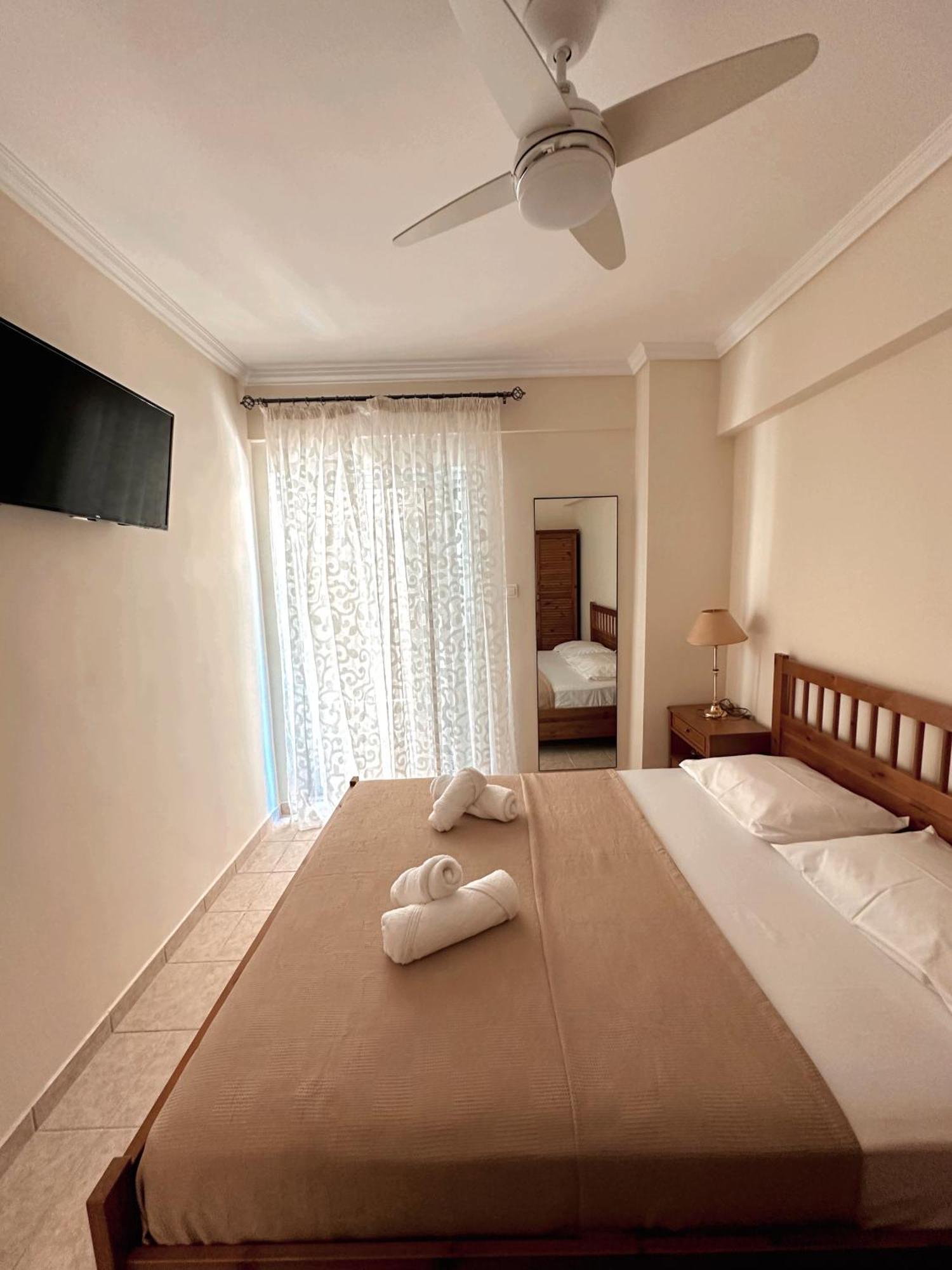 Diara Apartment Nea Iraklia Exterior foto